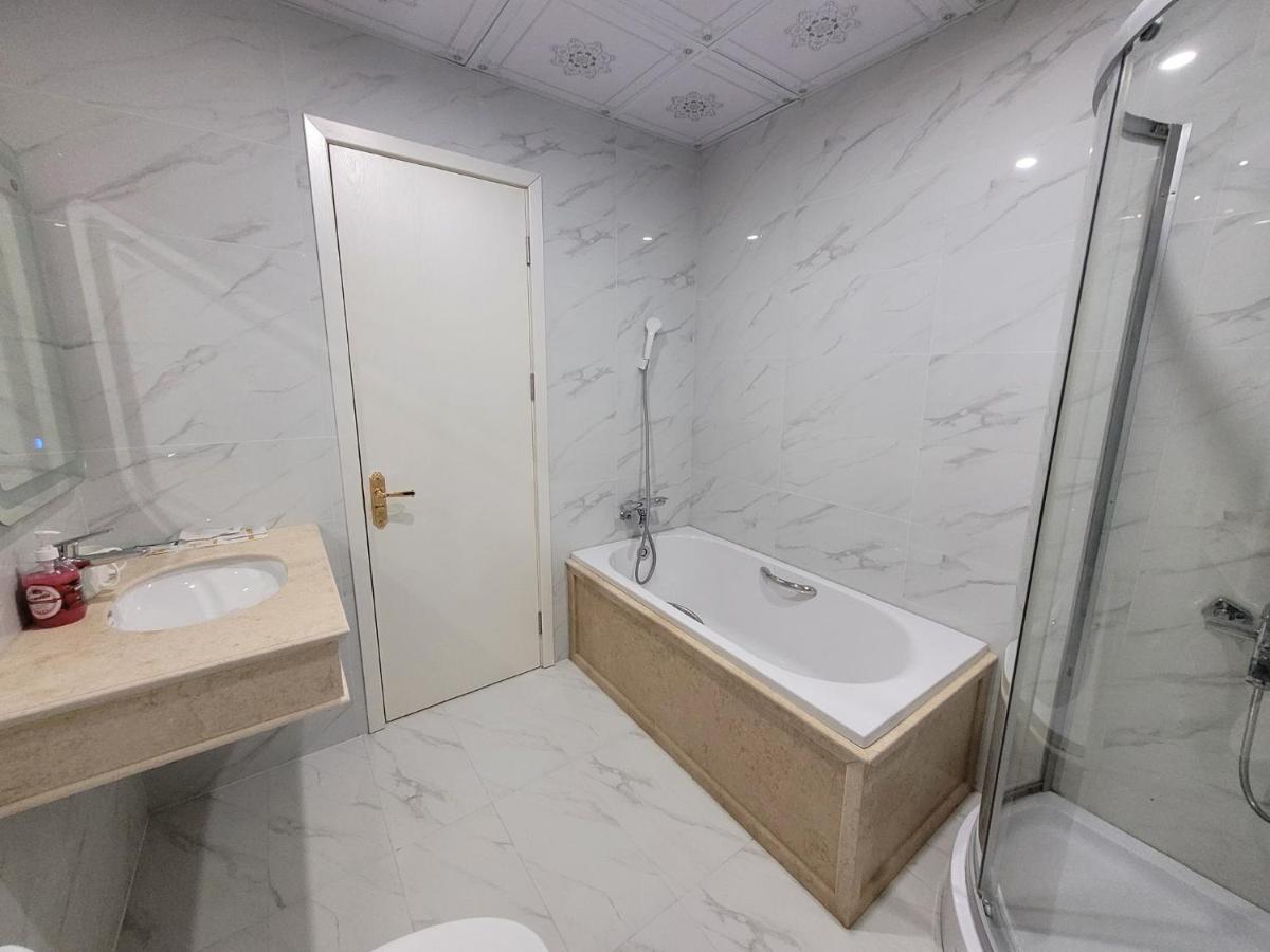Khach San Hoa Dong Hotel Phu Ly Eksteriør billede